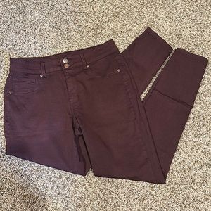 Purple high rise ankle length pants!